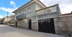 Casa de Habitação em Tourais