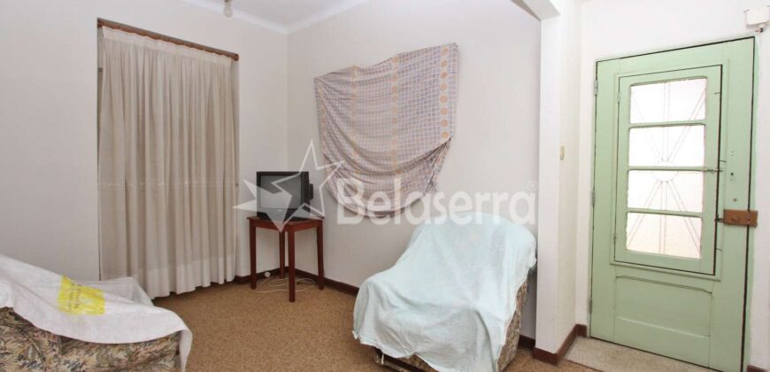 Casa de Habitação em Tourais