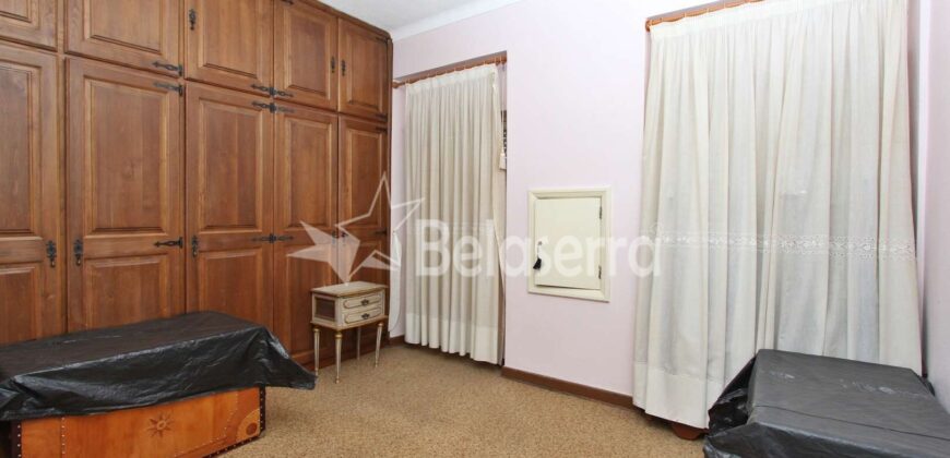 Casa de Habitação em Tourais