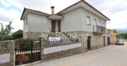 Casa de Habitação em Tourais
