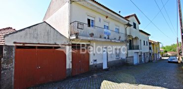 Casa de habitação no Pereiro