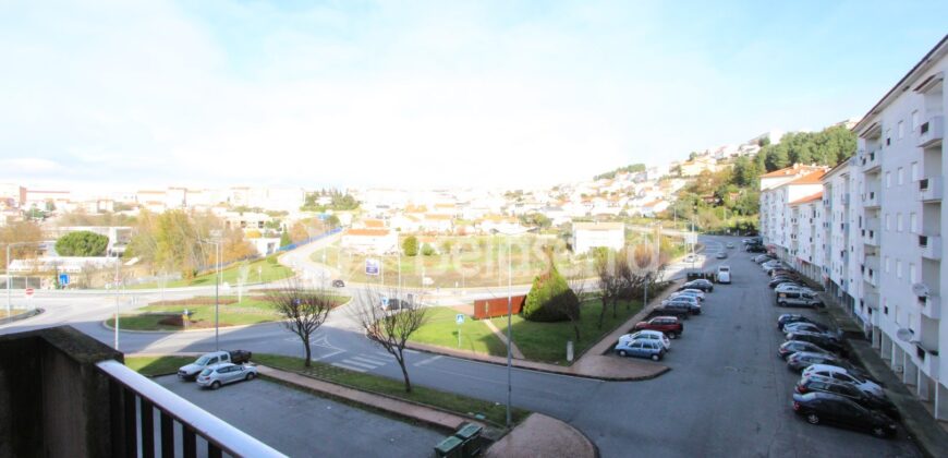 Apartamento T2 equipado e mobilado em Seia
