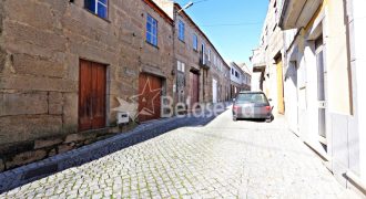 Casa de habitação em Pinhanços