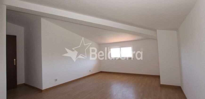 Apartamento T3 em São Romão