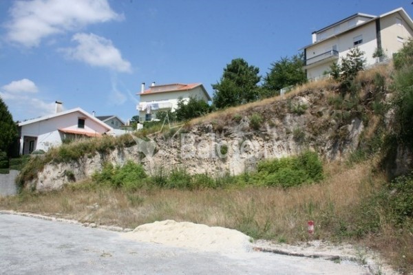 Lote de terreno em Seia