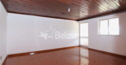 Apartamento T2 em Pinhanços