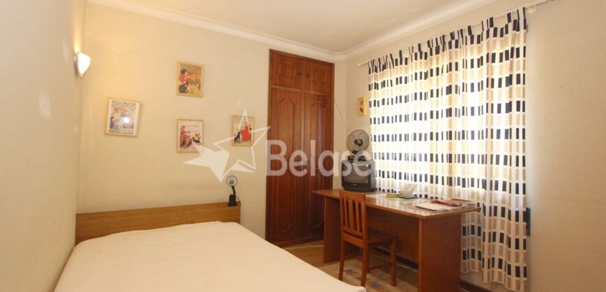 Moradia T5 no centro de Seia