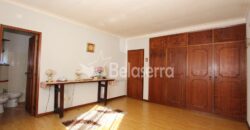 Moradia T5 no centro de Seia