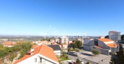 Moradia T5 no centro de Seia