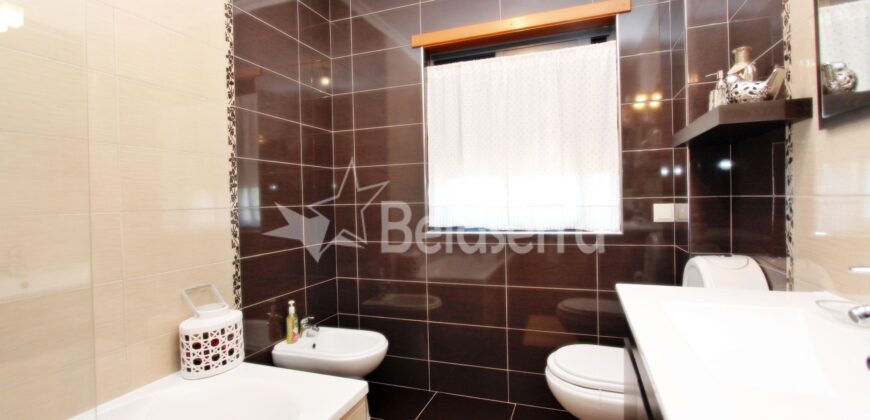 Apartamento T2 semi-novo em Seia