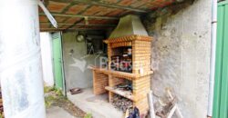 2 Moradias em Pinhanços com terrenos