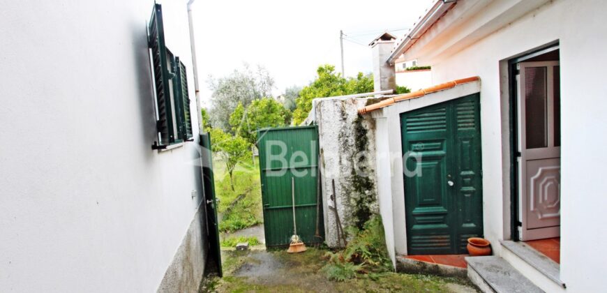 2 Moradias em Pinhanços com terrenos