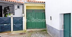 2 Moradias em Pinhanços com terrenos