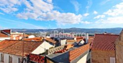 2 Moradias em Pinhanços com terrenos