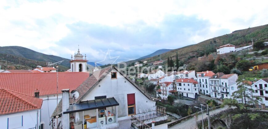 MORADIA Senhorial em Vide
