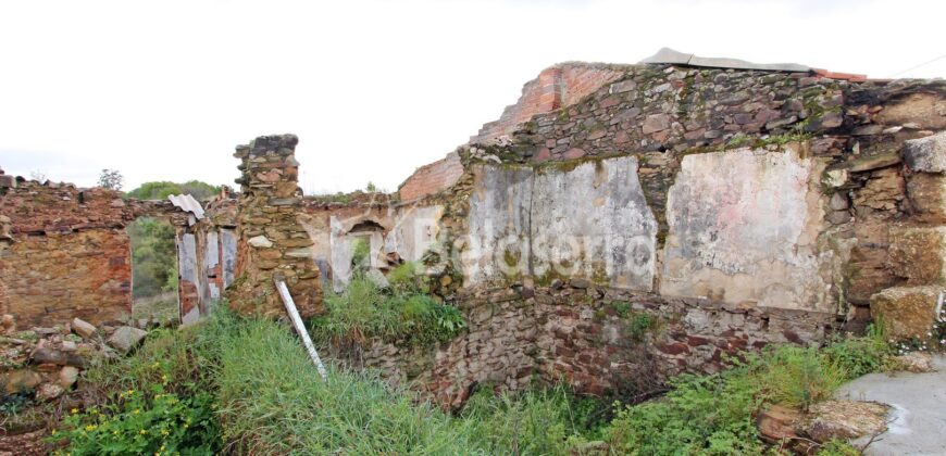 Ruina em Maceirinha