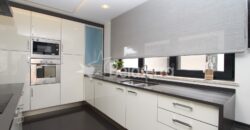 Moradia de Luxo com ESPAÇO COMERCIAL