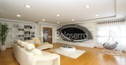 Moradia de Luxo com ESPAÇO COMERCIAL