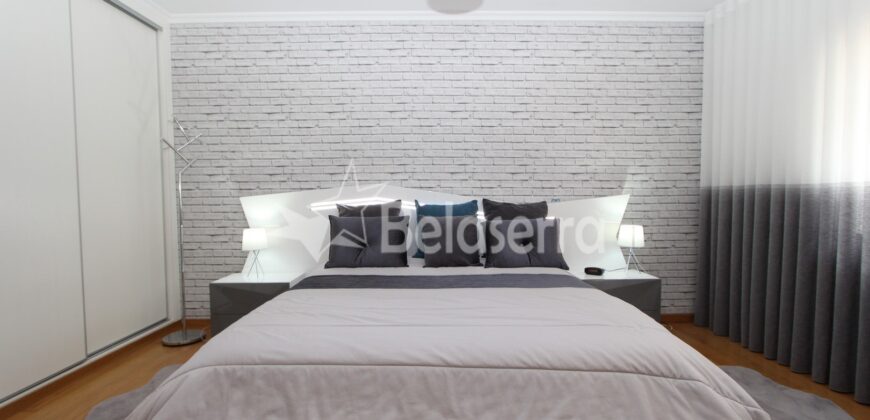 Moradia de Luxo com ESPAÇO COMERCIAL