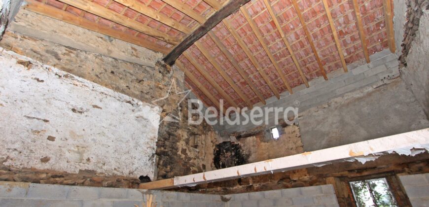 Casa para reconstruir na Folgosa do Salvador