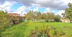 Moradia com terreno em Nespereira