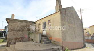 Casa em granito em Vila de Tazem para restaurar
