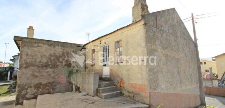 Casa em granito em Vila de Tazem para restaurar