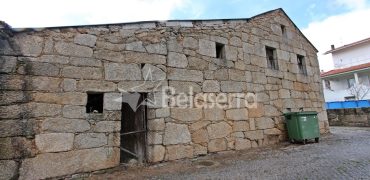 2 Casas de Pedra em Travancinha
