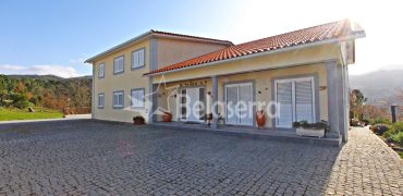 Fantástica Moradia nas Aldeias