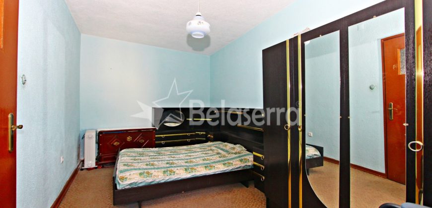 2 Moradias em Pinhanços com terrenos