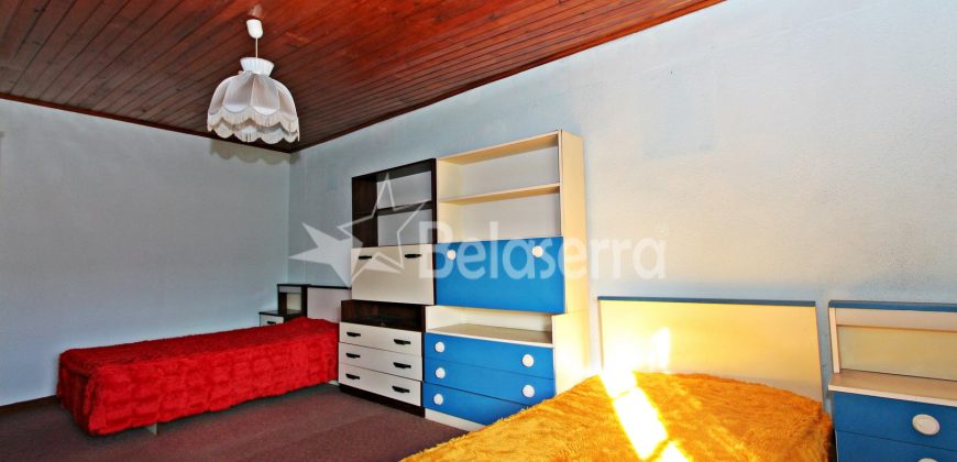 2 Moradias em Pinhanços com terrenos