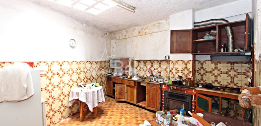 Prédio em Seia Junto ao Parque Municipal