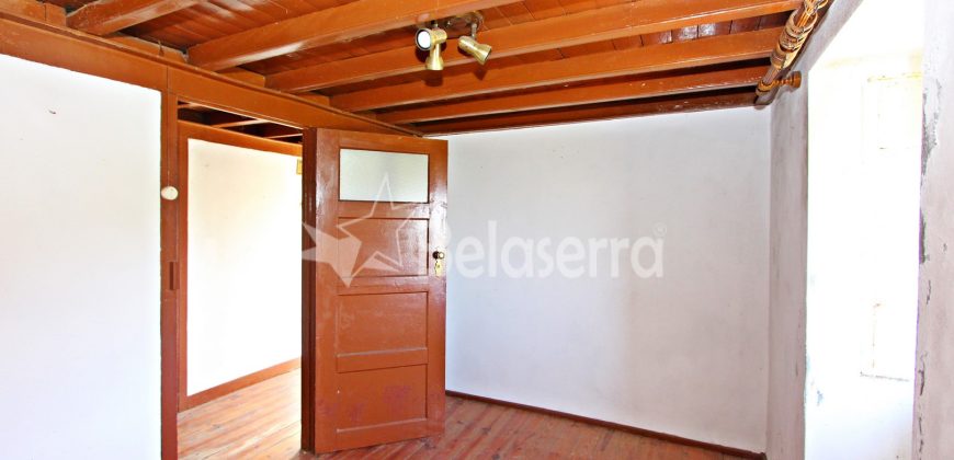 Casa de Pedra nos Vales