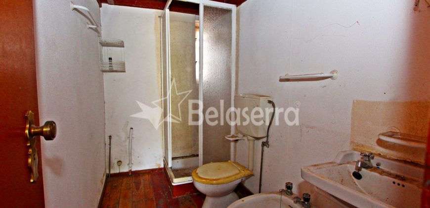 Casa de Pedra nos Vales