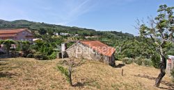 Casa de Pedra nos Vales