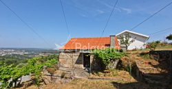 Casa de Pedra nos Vales