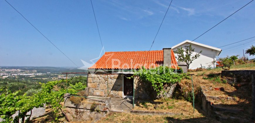 Casa de Pedra nos Vales