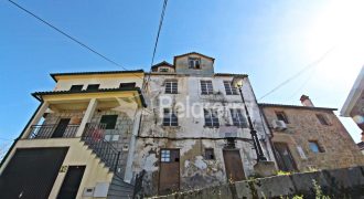 Prédio para Remodelar no Centro Histórico de Seia