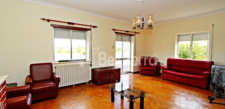 Apartamento T4 nas Aldeias