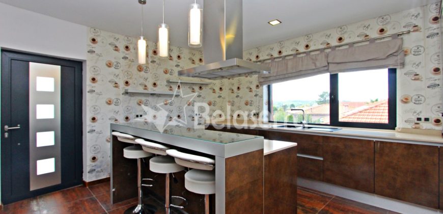 Excelente Moradia em Quintela