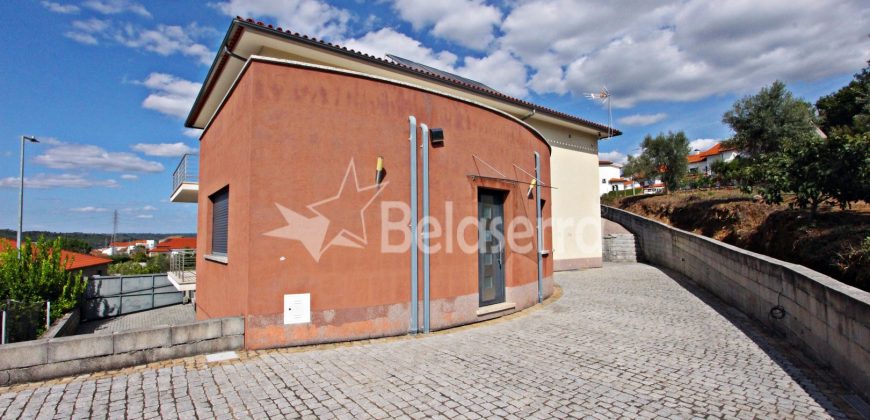 Excelente Moradia em Quintela