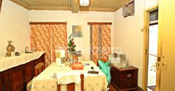 Casa Para Recuperar em Loriga