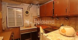 Casa Para Recuperar em Loriga