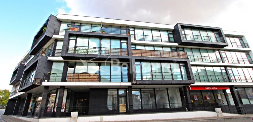 Apartamento T2 mobilado e equipado