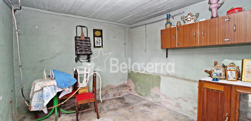 Moradia T2 com Terreno em São Romão