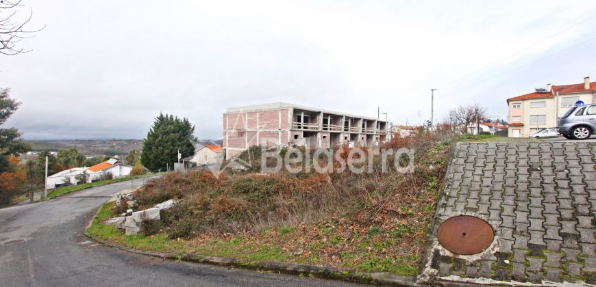 Lote terreno em Seia