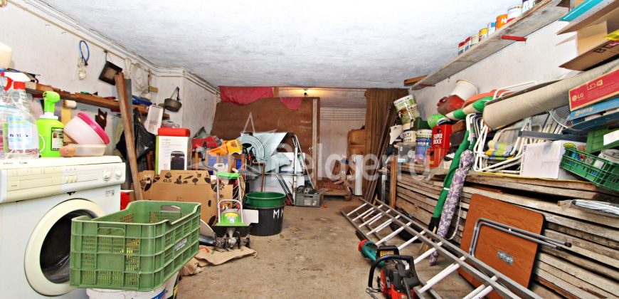 Moradia com Terreno em Gouveia