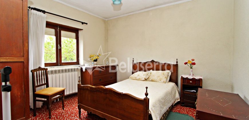 Moradia com Terreno em Gouveia