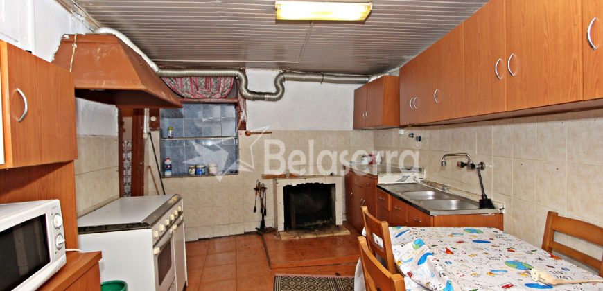 Moradias em Nespereira para Reabilitação
