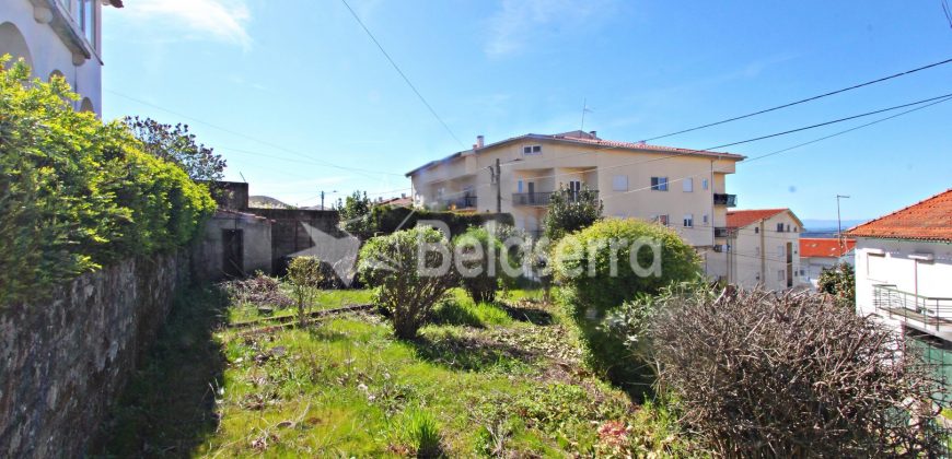 Moradia no Centro de Seia